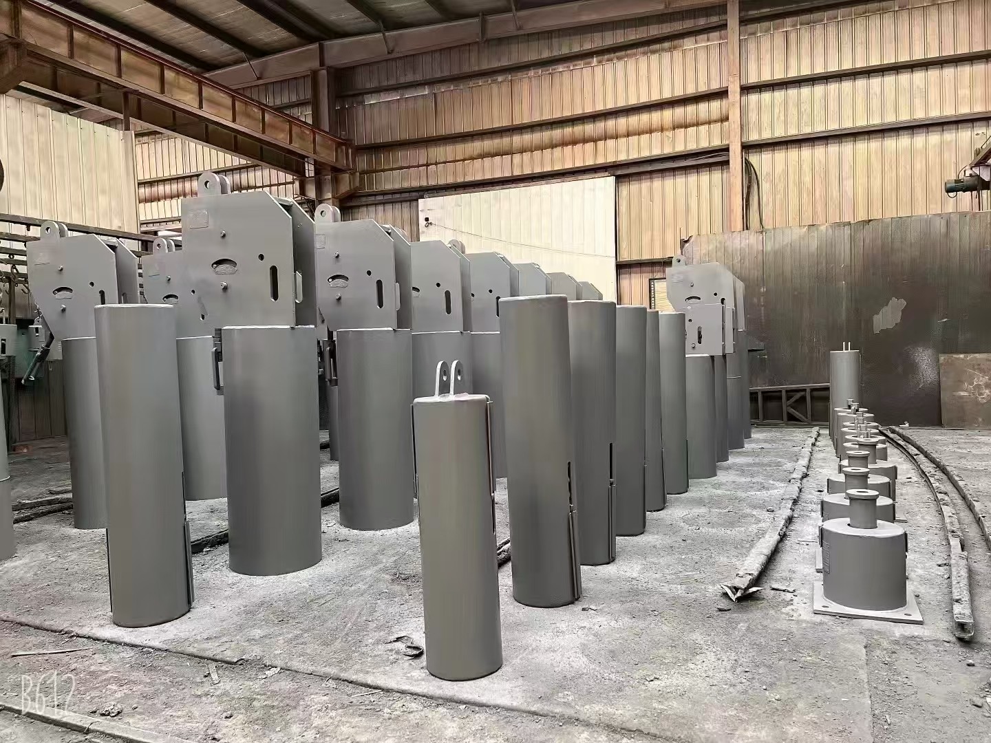哈尔滨市固定支架聚氨酯管托 - 价格